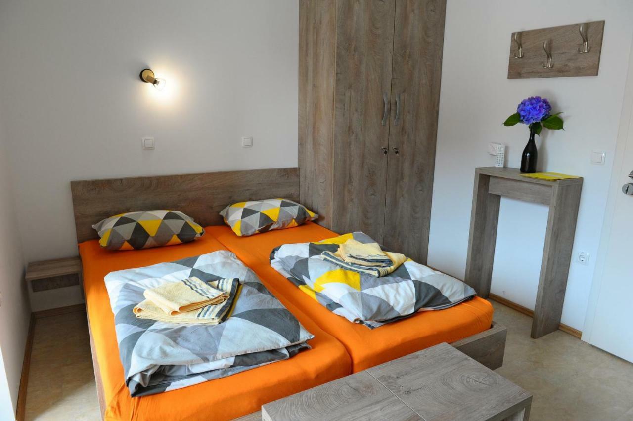 Hostel Ormoz Εξωτερικό φωτογραφία