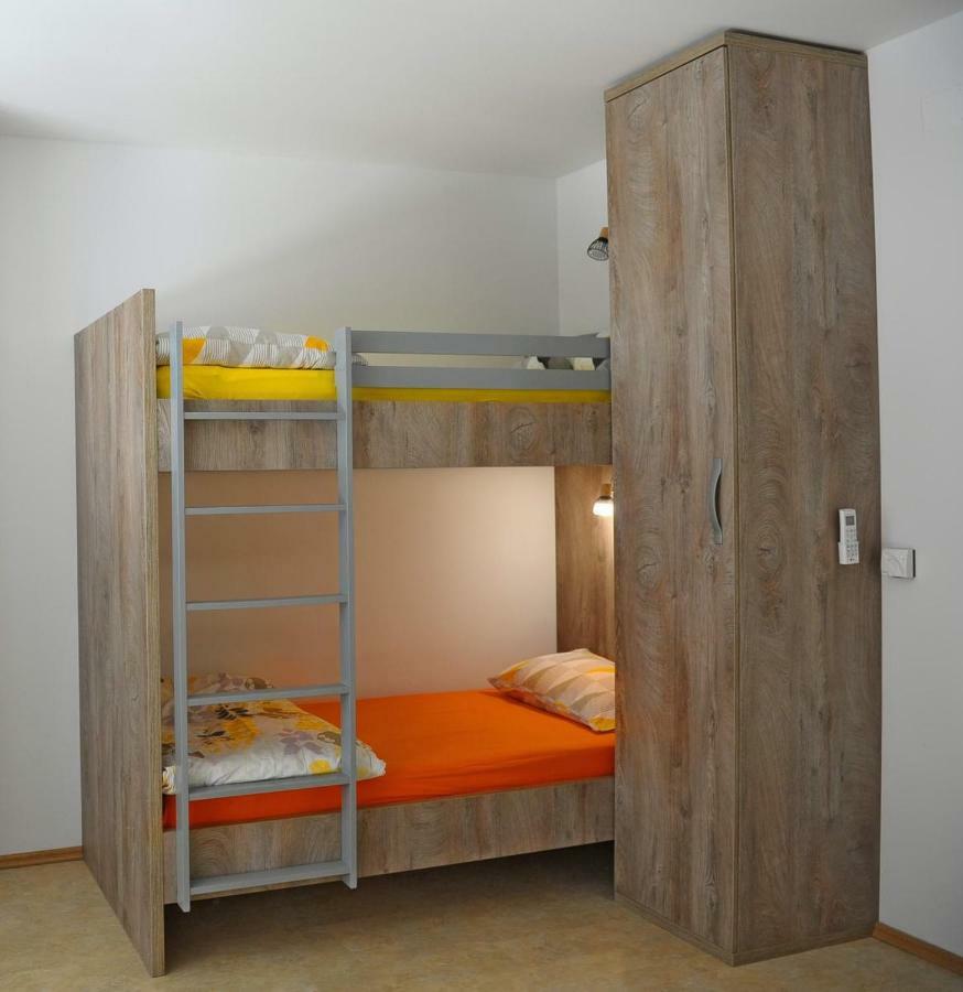 Hostel Ormoz Εξωτερικό φωτογραφία