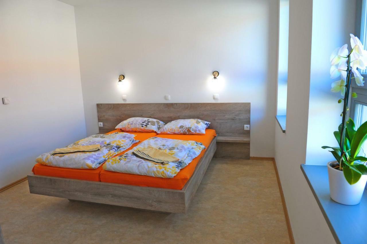 Hostel Ormoz Εξωτερικό φωτογραφία